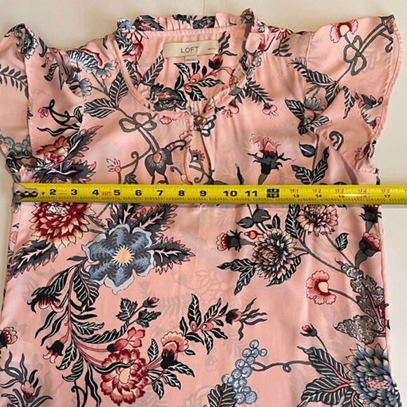 Loft Pink Floral Top Size XXSP - Picture 8 of 8